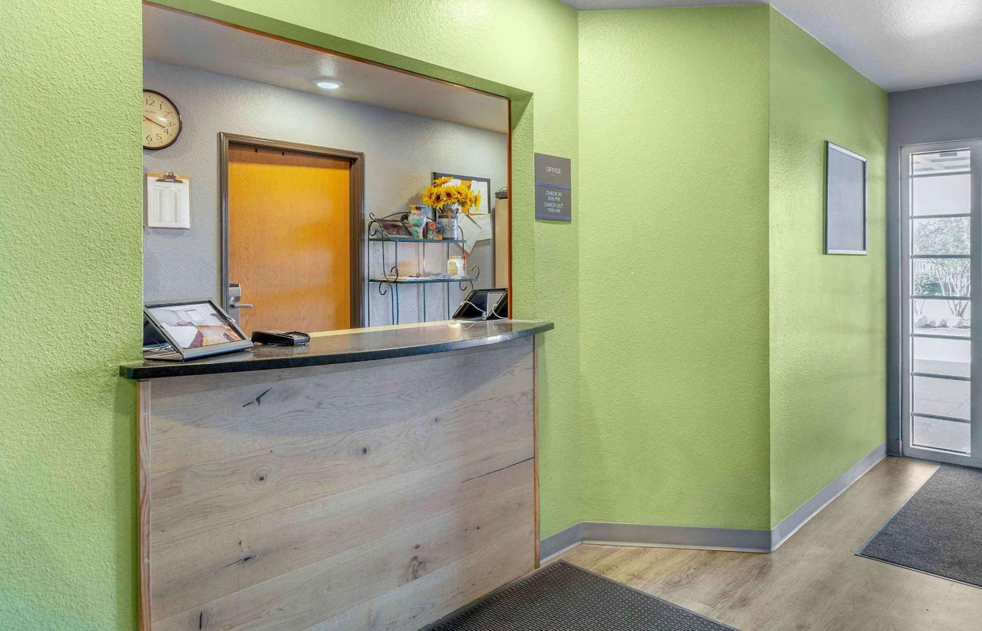 Extended Stay America Select Suites - Wilmington - West Exteriör bild
